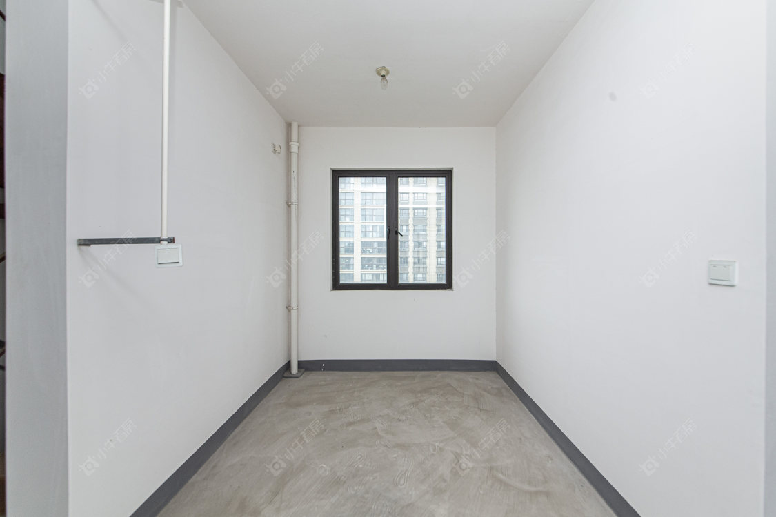 常州绿地香奈别墅区在售二手房源室内图_小牛看房