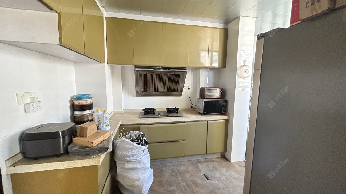 常州世茂香槟湖一期在租房源室内图_小牛看房