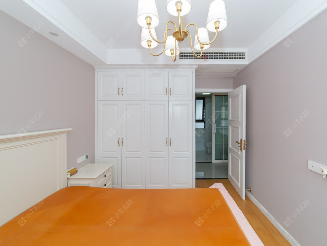 常州世茂香槟湖四期在售二手房源室内图_小牛看房